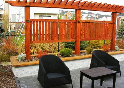 court yard privacy screen wooden